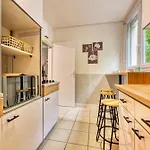 Familial Et Cozy - Wifi - Espace Travail- Parking Apartment *