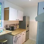 Familial Et Cozy - Wifi - Espace Travail- Parking * Merignac (Gironde)